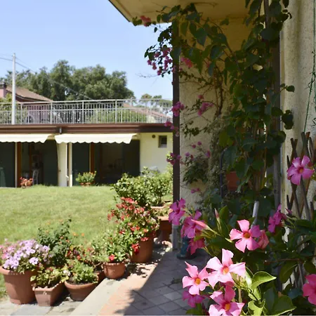 Pian Di Luna Bed & Breakfast Sarzana
